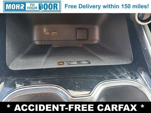 Used 2024 Chevrolet Traverse LT w/ Enhanced Driving Package image 28