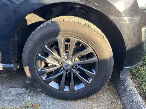 Used 2020 Ford Expedition Max Limited RWD image 7