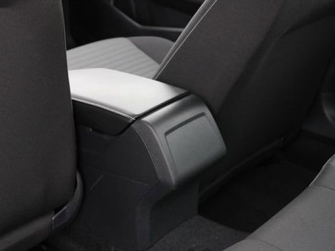 Certified 2024 Volkswagen Jetta S image 21