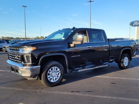 Used 2020 Chevrolet Silverado 3500 LTZ w/ Technology Package image 2