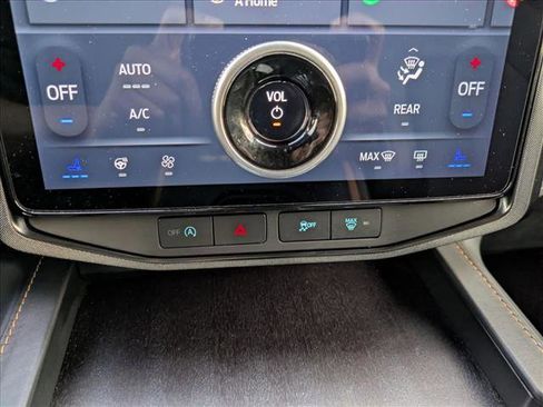 Used 2023 Ford Expedition Platinum AWD/4WD image 13
