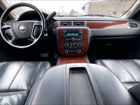 Used 2008 Chevrolet Avalanche LTZ image 15