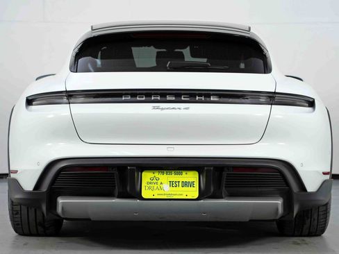 Used 2024 Porsche Taycan 4 Cross Turismo w/ Premium Package image 11