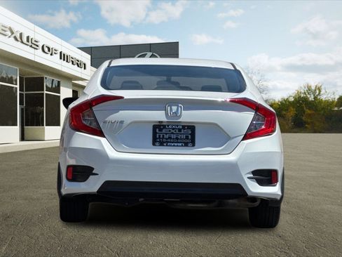 Used 2016 Honda Civic EX image 9
