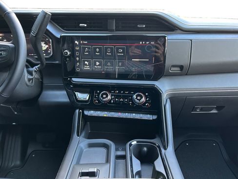 New 2026 GMC Sierra 2500 AT4X image 12