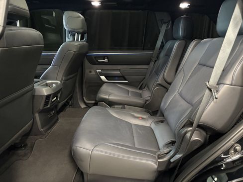 Certified 2024 Toyota Sequoia Platinum image 7