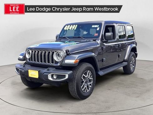 Certified 2025 Jeep Wrangler Unlimited Sahara AWD/4WD image 1