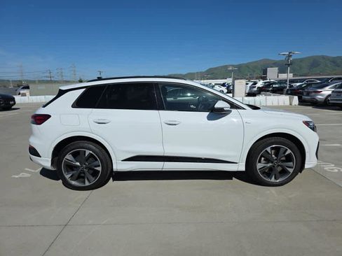 Used 2023 Audi Q4 e-tron Prestige w/ Black Optic Package image 5