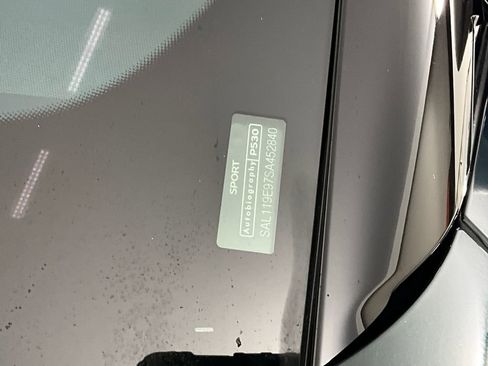 Certified 2025 Land Rover Range Rover Sport Autobiography image 30