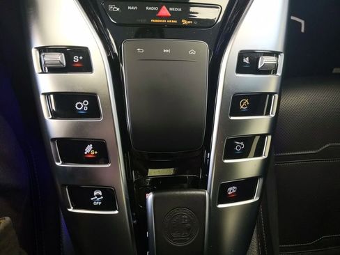 Used 2020 Mercedes-Benz AMG GT 53 image 23