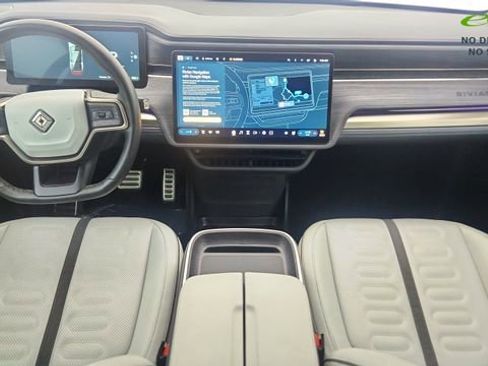 Used 2024 Rivian R1S Adventure AWD/4WD image 20