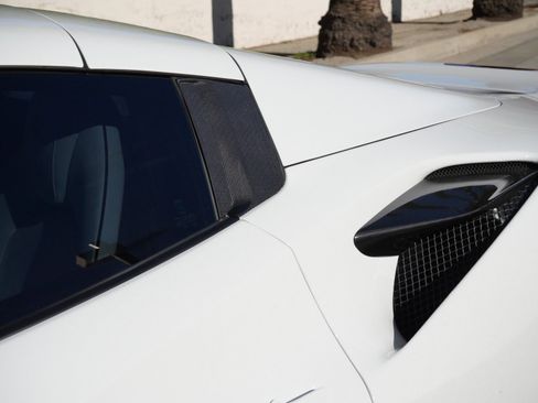 Used 2022 Ferrari F8 Tributo image 11