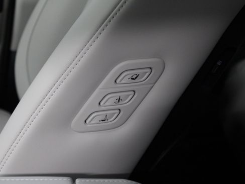 Used 2026 Hyundai Palisade Calligraphy image 32