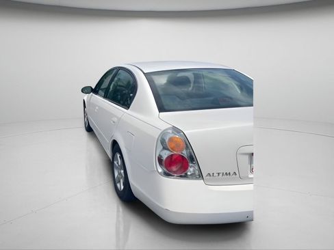 Used 2003 Nissan Altima 2.5 S w/ (CNV) Conventience Pkg FWD image 9