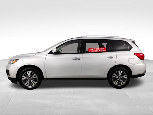 Used 2019 Nissan Pathfinder SV FWD image 6