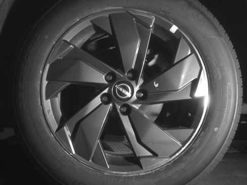 Used 2025 Nissan Rogue SV image 14