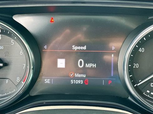 Used 2022 Buick Encore GX Essence w/ Advanced Technology Package FWD image 12
