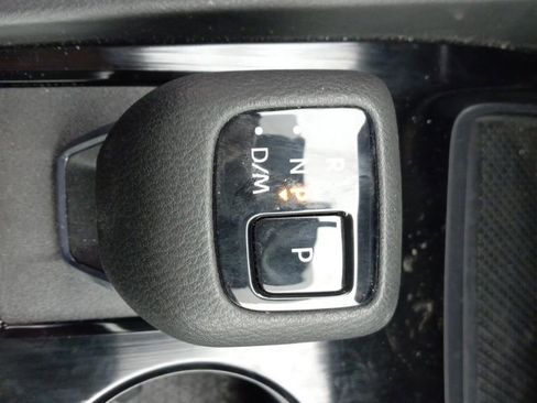 Used 2023 Nissan Rogue S image 30