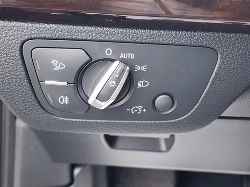 Used 2018 Audi Q5 2.0T Premium Plus w/ Premium Plus Package image 19