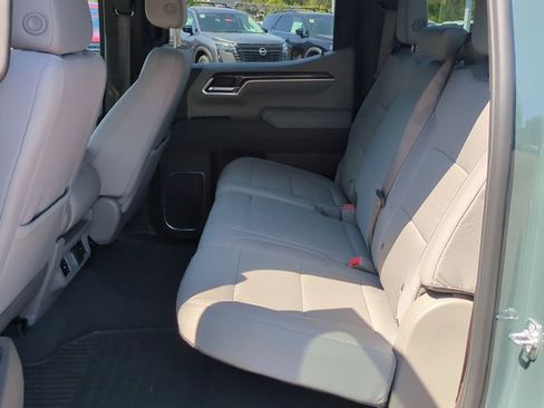 Used 2025 Chevrolet Silverado 1500 LT AWD/4WD image 14