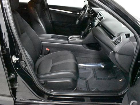 Used 2020 Honda Civic Sport image 14