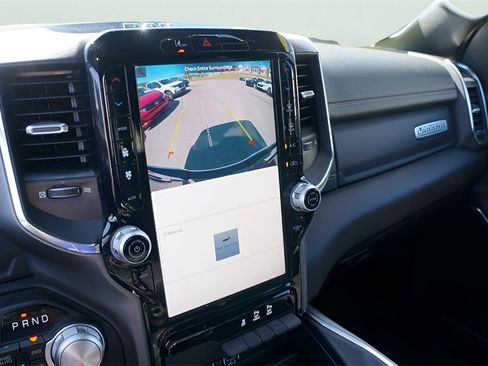 Used 2025 RAM 1500 Laramie image 31