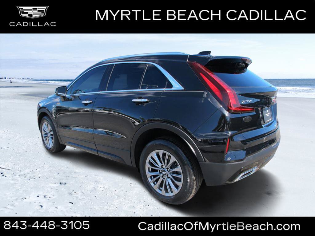Used 2024 Cadillac XT4 Premium Luxury w/ Technology Package FWD image 5