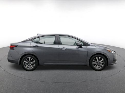 Used 2025 Nissan Versa SV FWD image 14