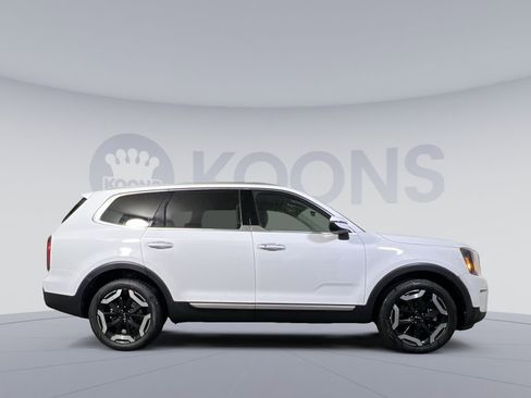New 2025 Kia Telluride S image 7
