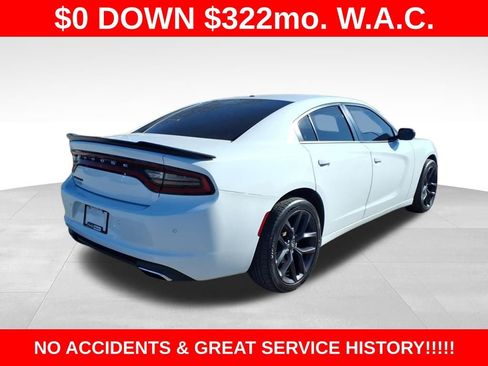 Used 2017 Dodge Charger SE w/ Power Sunroof Group image 26