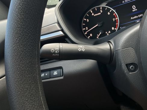 New 2026 Nissan Altima 2.5 SV FWD image 29