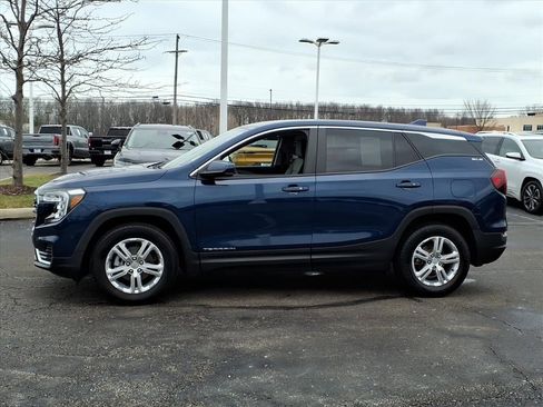 Certified 2022 GMC Terrain SLE image 29