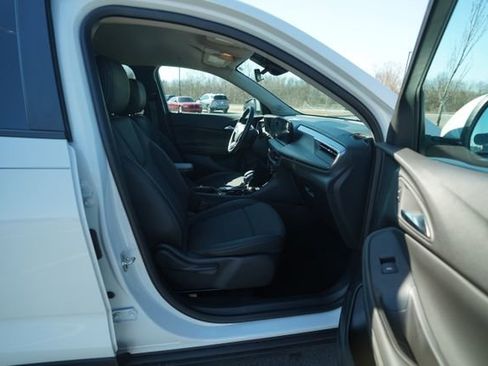 Used 2025 Buick Encore GX Preferred w/ Advanced Technology Package image 21