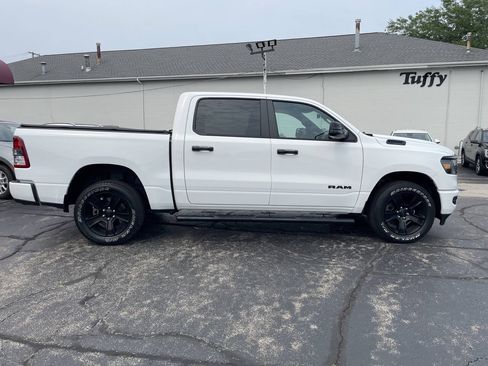 Used 2024 RAM 1500 Big Horn AWD/4WD image 9
