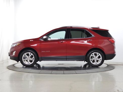 Used 2019 Chevrolet Equinox Premier AWD/4WD image 5