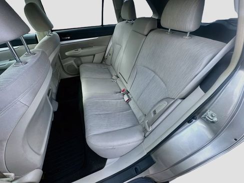 Used 2014 Subaru Outback 2.5i AWD/4WD image 22