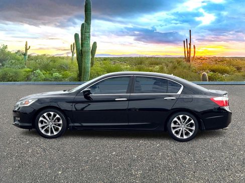 Used 2015 Honda Accord Sport image 3
