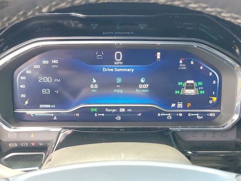 Certified 2025 Chevrolet Silverado 1500 High Country w/ Technology Package AWD/4WD image 30