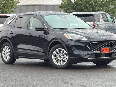 Used 2021 Ford Escape SE AWD/4WD image 2