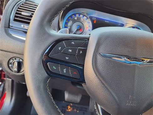 Used 2023 Chrysler 300 S image 17