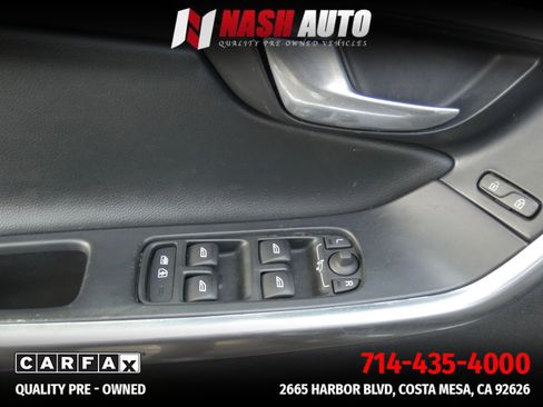 Used 2017 Volvo XC60 T5 Dynamic w/ Preferred Option Package FWD image 61