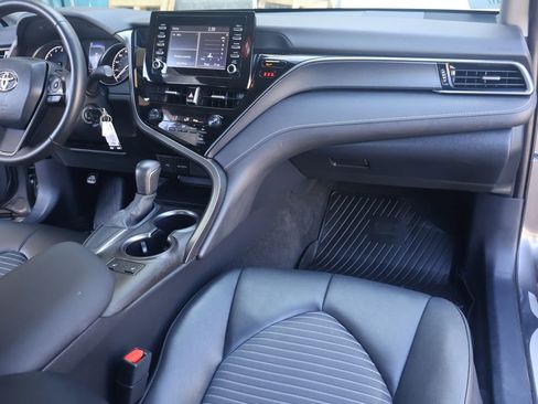 Used 2024 Toyota Camry SE FWD image 30