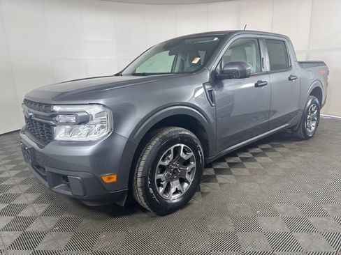 Certified 2022 Ford Maverick XLT w/ Equipment Group 300A Standard image 8