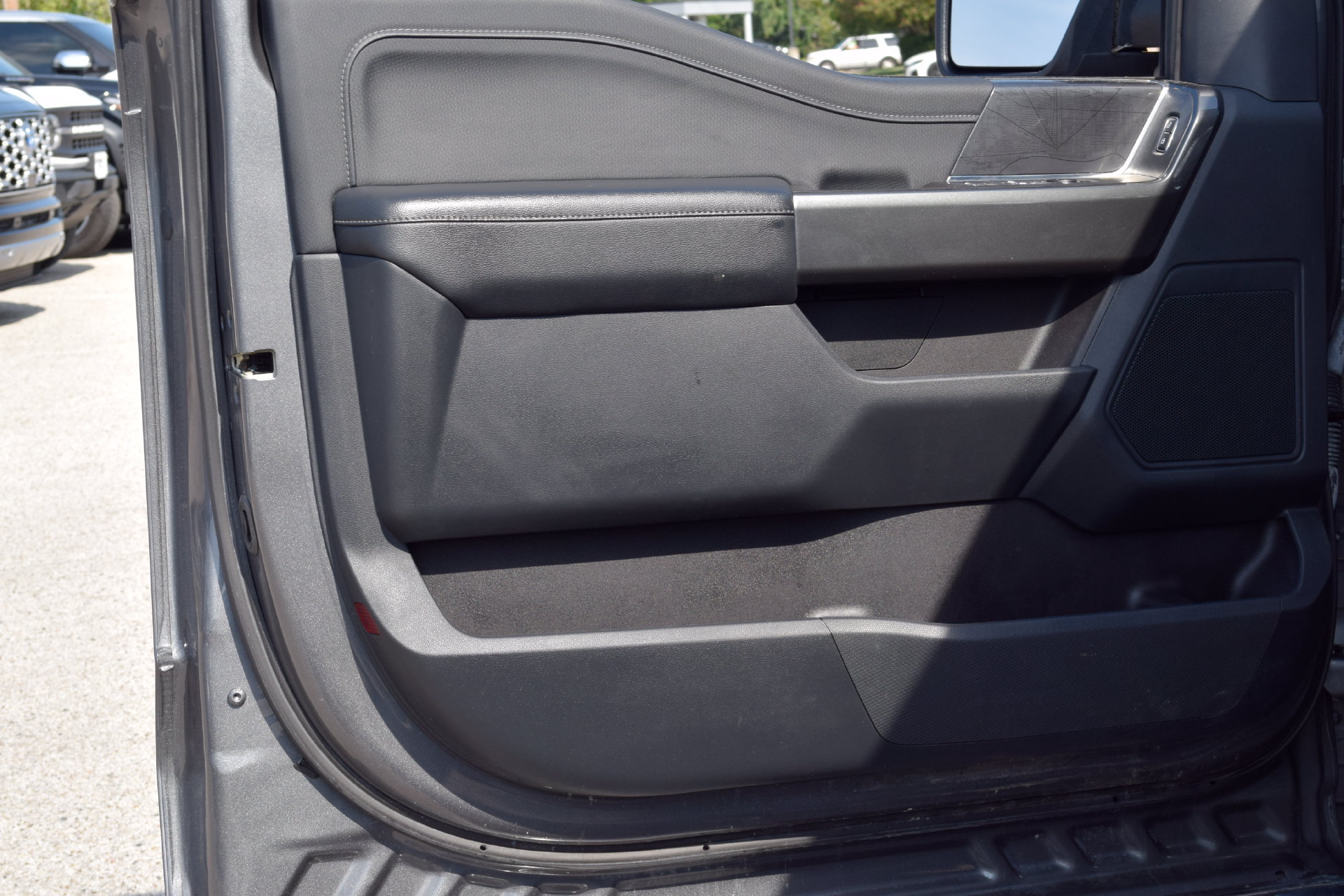 Used 2022 Ford F150 XLT w/ Equipment Group 302A High AWD/4WD image 17
