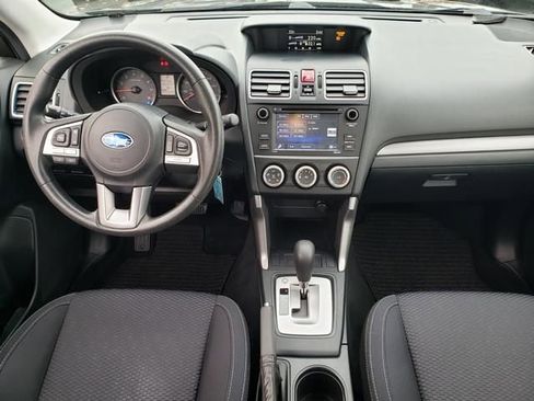 Used 2018 Subaru Forester 2.5i w/ Alloy Wheel Package image 13