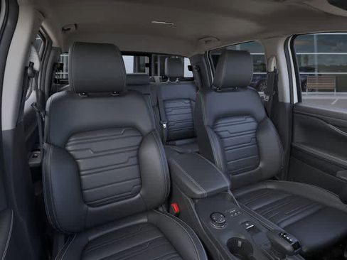 New 2025 Ford Ranger Lariat w/ FX4 Off-Road Package image 10