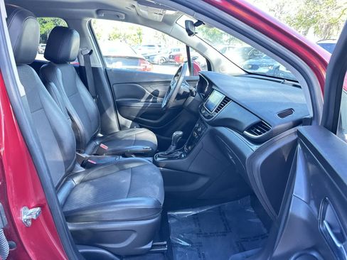 Used 2019 Buick Encore Preferred w/ Safety Package FWD image 17