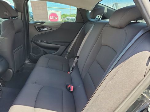 Used 2022 Chevrolet Malibu LS FWD image 15