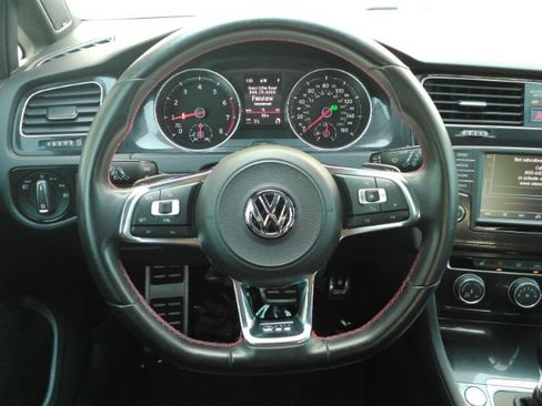 Used 2017 Volkswagen GTI SE FWD image 30
