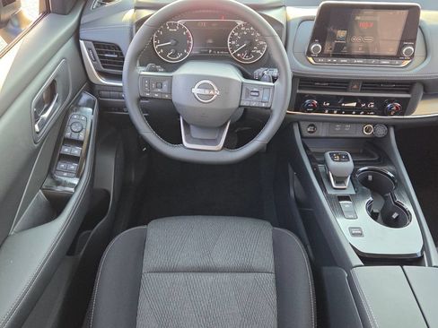 New 2026 Nissan Rogue SV FWD image 5